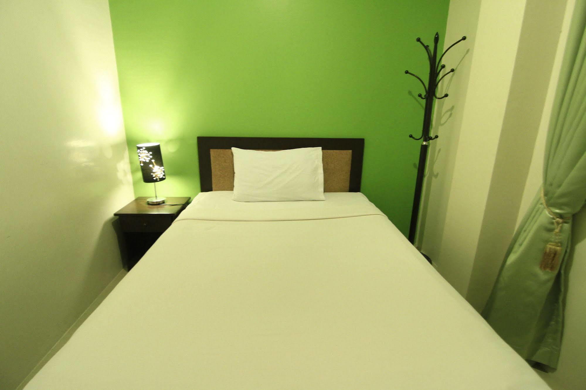 Urban Manor Hotel Roxas City Eksteriør bilde